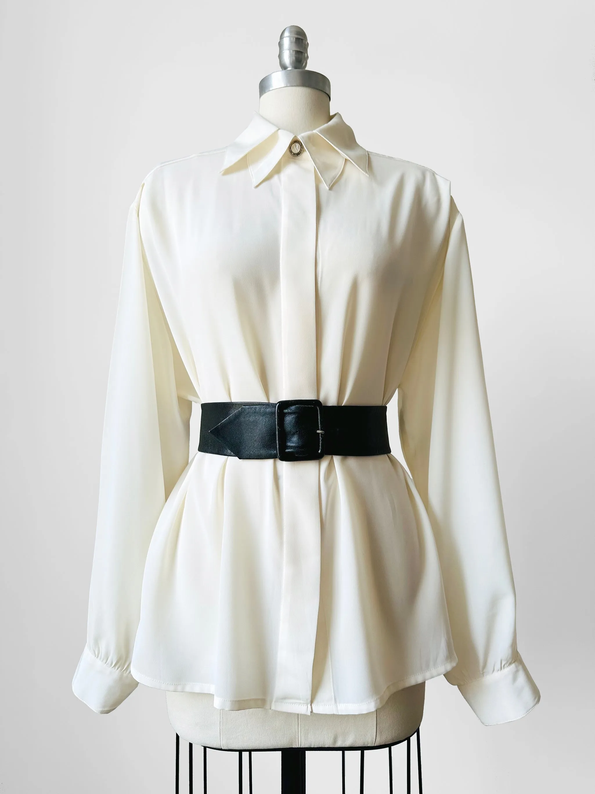 1980s Cream Double Collar Button-Front Blouse  - Sz. L/XL